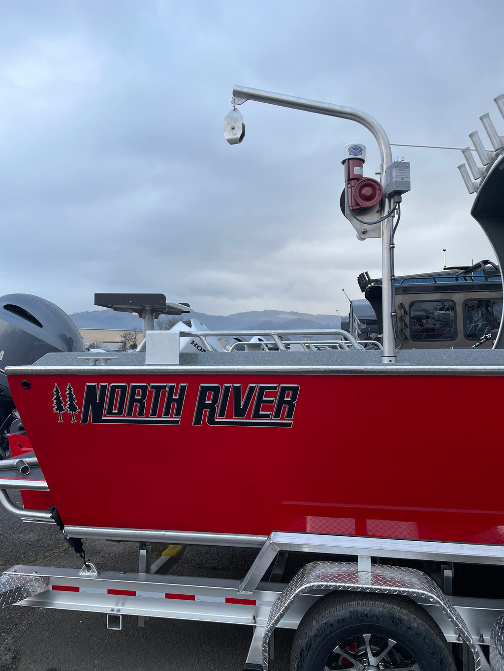 EZ-E40 Std 65" Tall sch40 1.5" Electric Pot/Trap Hauler